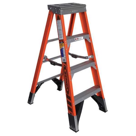 WERNER 4 ft Fiberglass Stepladder, 375 lb Capacity